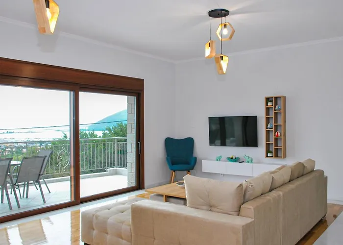 Oliveto Con Vista بيت للعطل